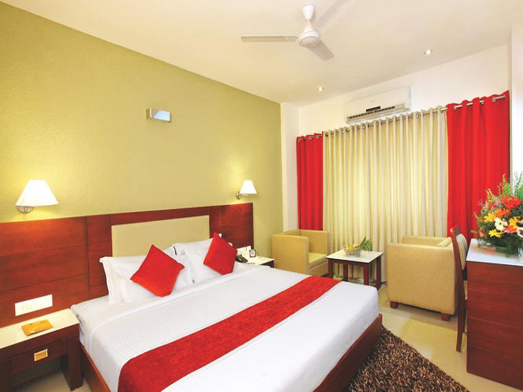 Hotel Hills Park Pathanāmthitta Cameră foto