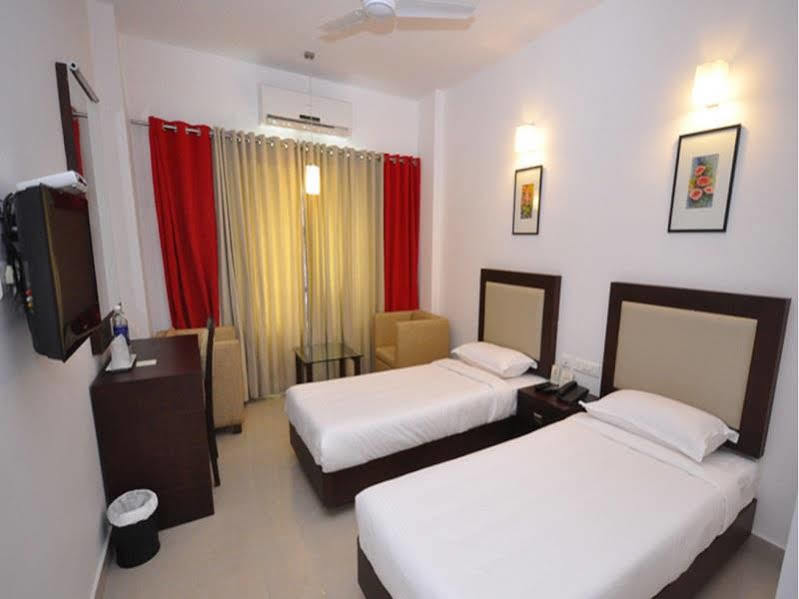 Hotel Hills Park Pathanāmthitta Exterior foto
